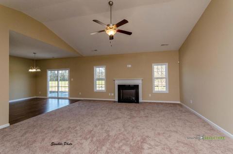 201 Mango Pl S, Hubert, NC 28539 photo 5