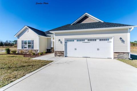 301 Mango Pl N, Hubert, NC 28539 photo 3