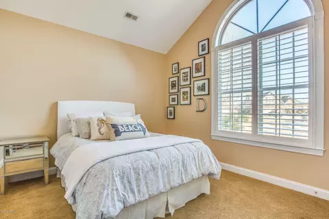 99 Scotlands Ct, Hampstead, NC 28443 photo 16