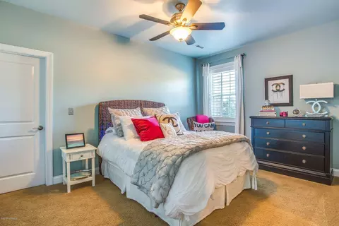99 Scotlands Ct, Hampstead, NC 28443 photo 15