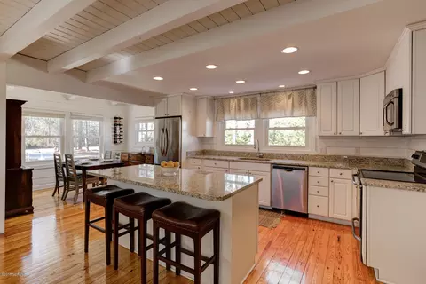 114 Persimmon Ln, Hampstead, NC 28443 photo 7