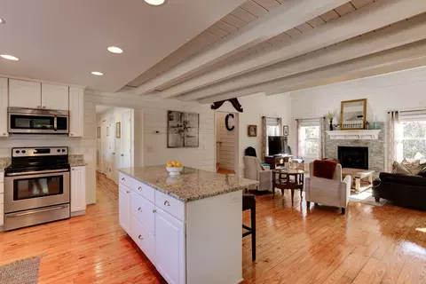 114 Persimmon Ln, Hampstead, NC 28443 photo 9