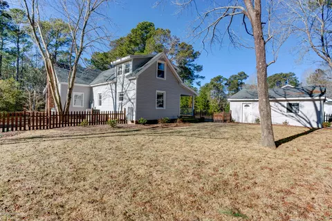 114 Persimmon Ln, Hampstead, NC 28443 photo 21