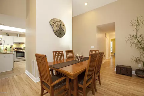 102 Pine Needle Dr, Hampstead, NC 28443 photo 9