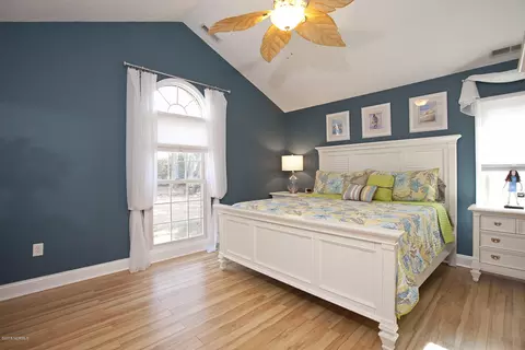 102 Pine Needle Dr, Hampstead, NC 28443 photo 19