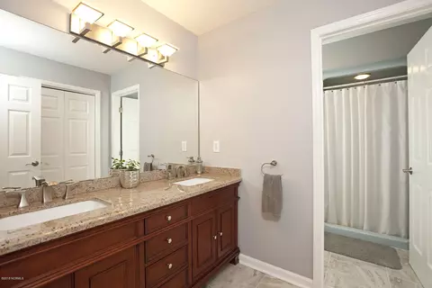 102 Pine Needle Dr, Hampstead, NC 28443 photo 20
