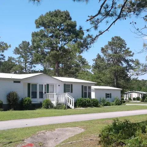 601 Outrigger Ct, Hampstead, NC 28443 photo 2