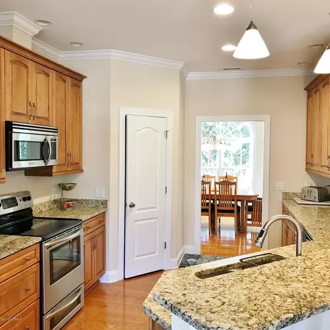 131 Olde Point Rd, Hampstead, NC 28443 photo 8