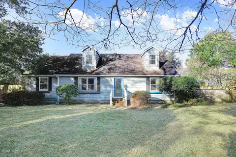 403 Raeford Rd, Hampstead, NC 28443 photo 2