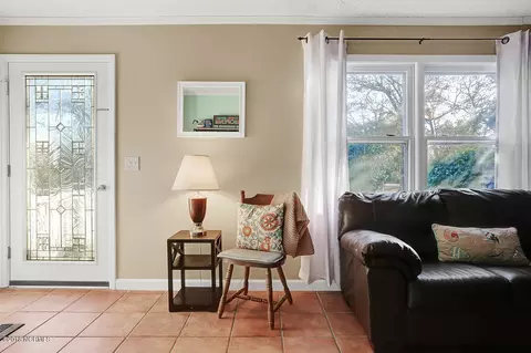 403 Raeford Rd, Hampstead, NC 28443 photo 6