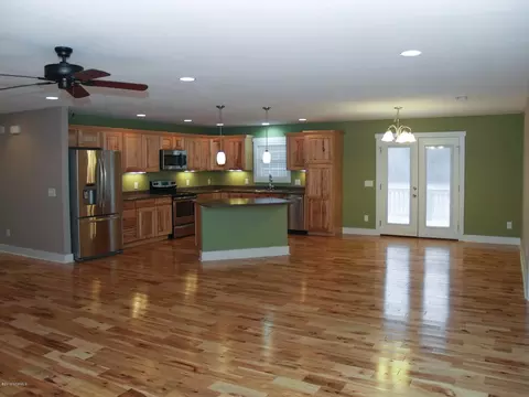 876 Sloop Point Rd, Hampstead, NC 28443 photo 6