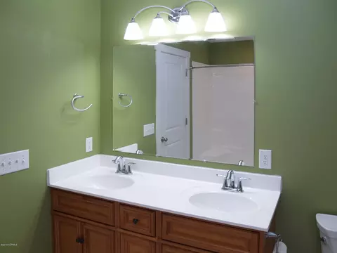 876 Sloop Point Rd, Hampstead, NC 28443 photo 15