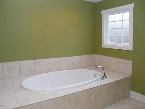 876 Sloop Point Rd, Hampstead, NC 28443 photo 18