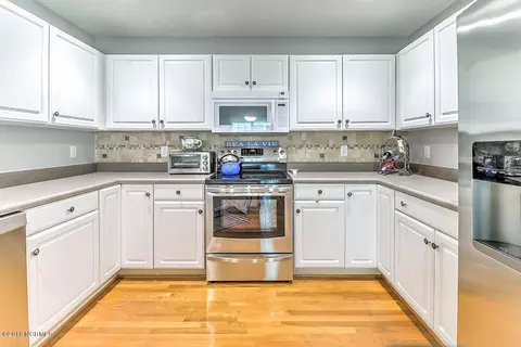 650 Sloop Pointe Ln, Kure Beach, NC 28449 photo 11