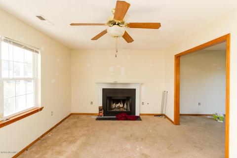 109 Appleton Ln, Richlands, NC 28574 photo 8