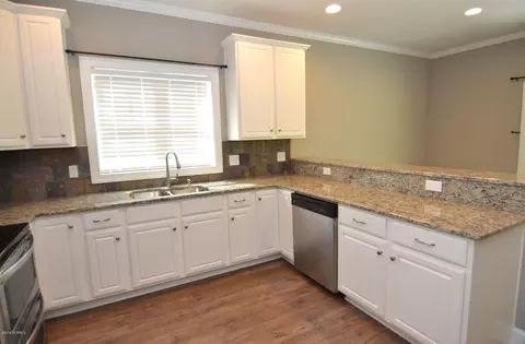 299 Century Rd, Hampstead, NC 28443 photo 11
