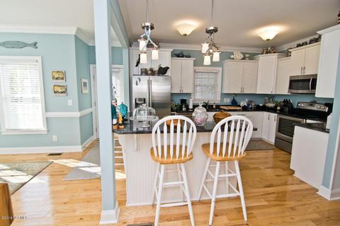 141 Sunset Dr, Swansboro, NC 28584 photo 17