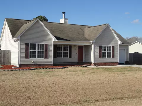 101 Fodder Dr, Hubert, NC 28539 photo 4