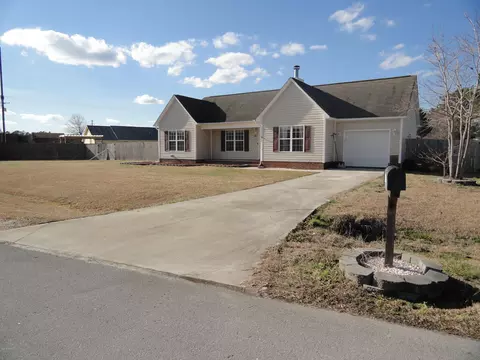 101 Fodder Dr, Hubert, NC 28539 photo 5