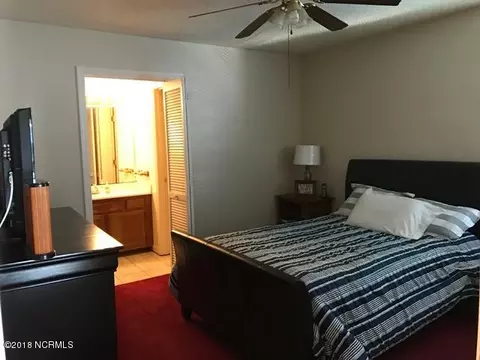 112 Pine Needle Dr, Hubert, NC 28539 photo 17