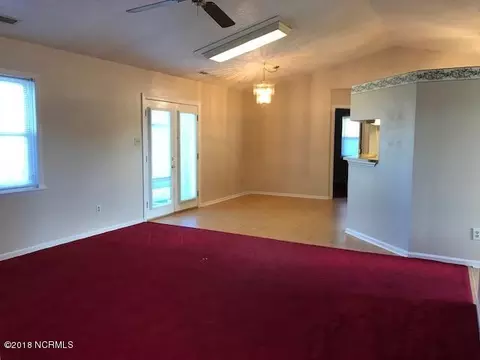112 Pine Needle Dr, Hubert, NC 28539 photo 10