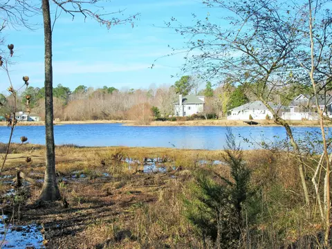 204 Lakeview Dr, Hampstead, NC 28443 photo 10