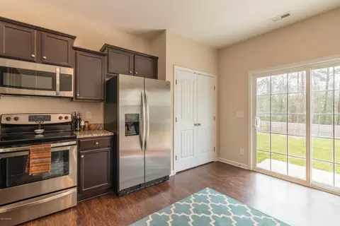 302 S Windy Ridge Rd, Hubert, NC 28539 photo 9