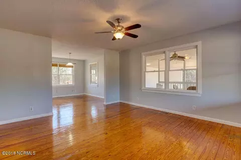 3450 Hoover Rd, Hampstead, NC 28443 photo 6