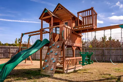 106 Willow Bridge Dr, Stella, NC 28582 photo 6