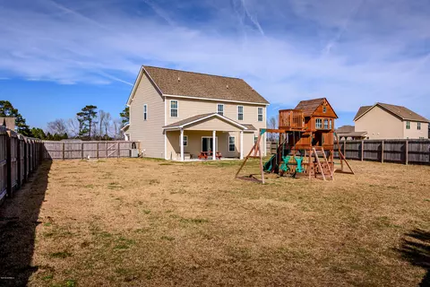 106 Willow Bridge Dr, Stella, NC 28582 photo 7
