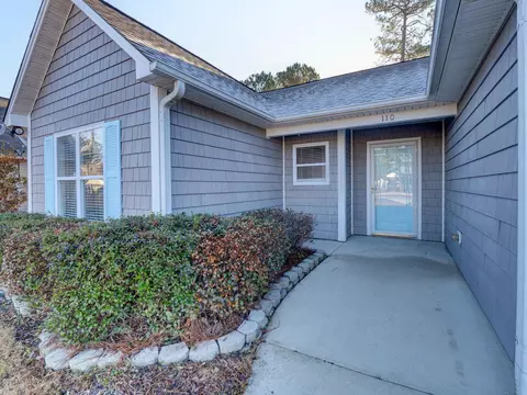 110 Bay Tree Cir, Hampstead, NC 28443 photo 2