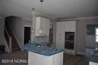 322 Aster Pl, Hampstead, NC 28443 photo 4