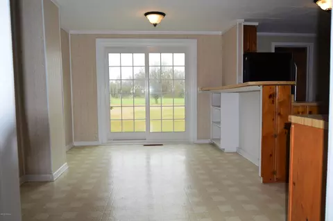 668 Kenan Loop Rd, Wallace, NC 28466 photo 8
