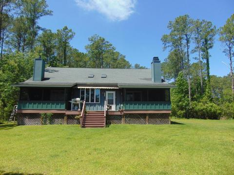256 Spring Dr, Aurora, NC 27806 photo 3