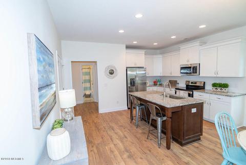 807 Dan Owen Dr, Hampstead, NC 28443 photo 9