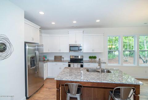 807 Dan Owen Dr, Hampstead, NC 28443 photo 10