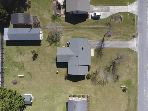 305 Pine Ln, Washington, NC 27889 photo 7