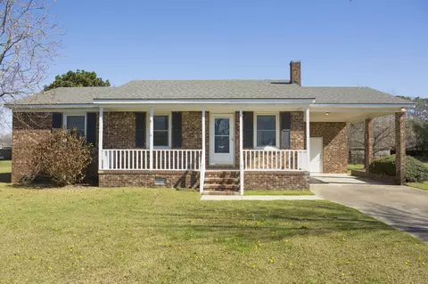305 Pine Ln, Washington, NC 27889 photo 1