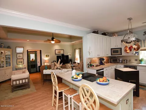 704 Hughes Rd, Hampstead, NC 28443 photo 10