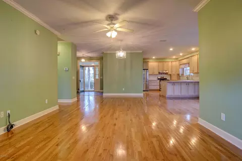 106 E Sanderling Cir, Hampstead, NC 28443 photo 12