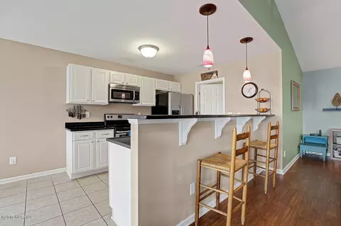 323 Kemper Rd, Hampstead, NC 28443 photo 9