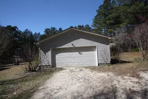 3222 Lakebay Rd, Vass, NC 28394 photo 7