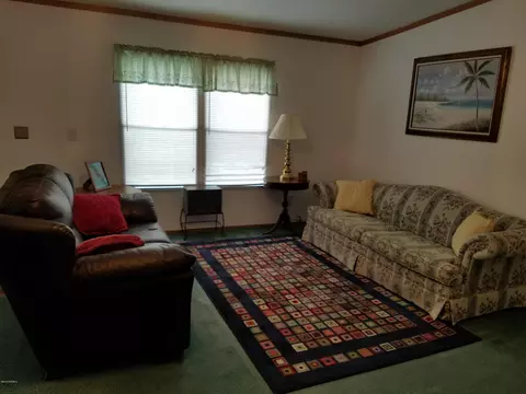 104 Champion Dr, Hampstead, NC 28443 photo 2