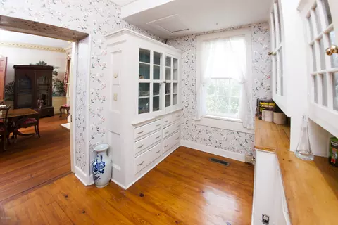 524 E Front St, New Bern, NC 28560 photo 25