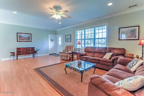 575 Hoover Rd, Hampstead, NC 28443 photo 5