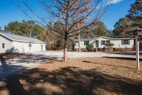 497 Groves Point Dr, Hampstead, NC 28443 photo 3
