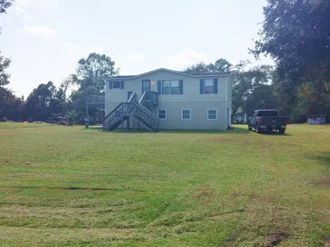 240 Bermuda Dr, Hampstead, NC 28443 photo 3