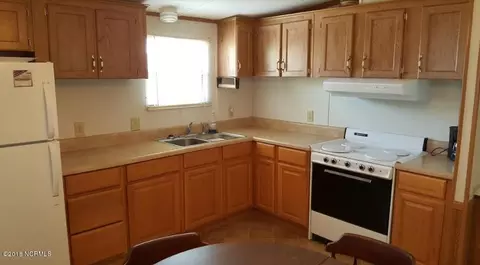 240 Bermuda Dr, Hampstead, NC 28443 photo 6