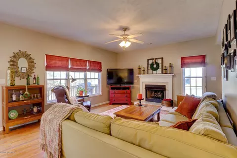 220 Middleridge Dr, Hubert, NC 28539 photo 13