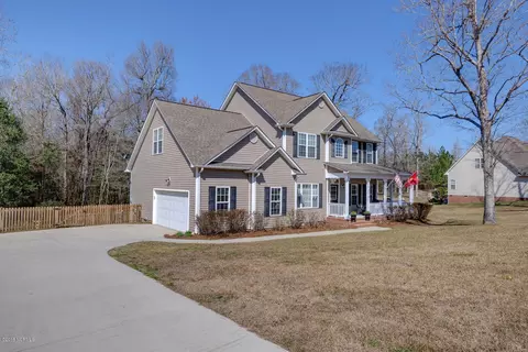220 Middleridge Dr, Hubert, NC 28539 photo 1